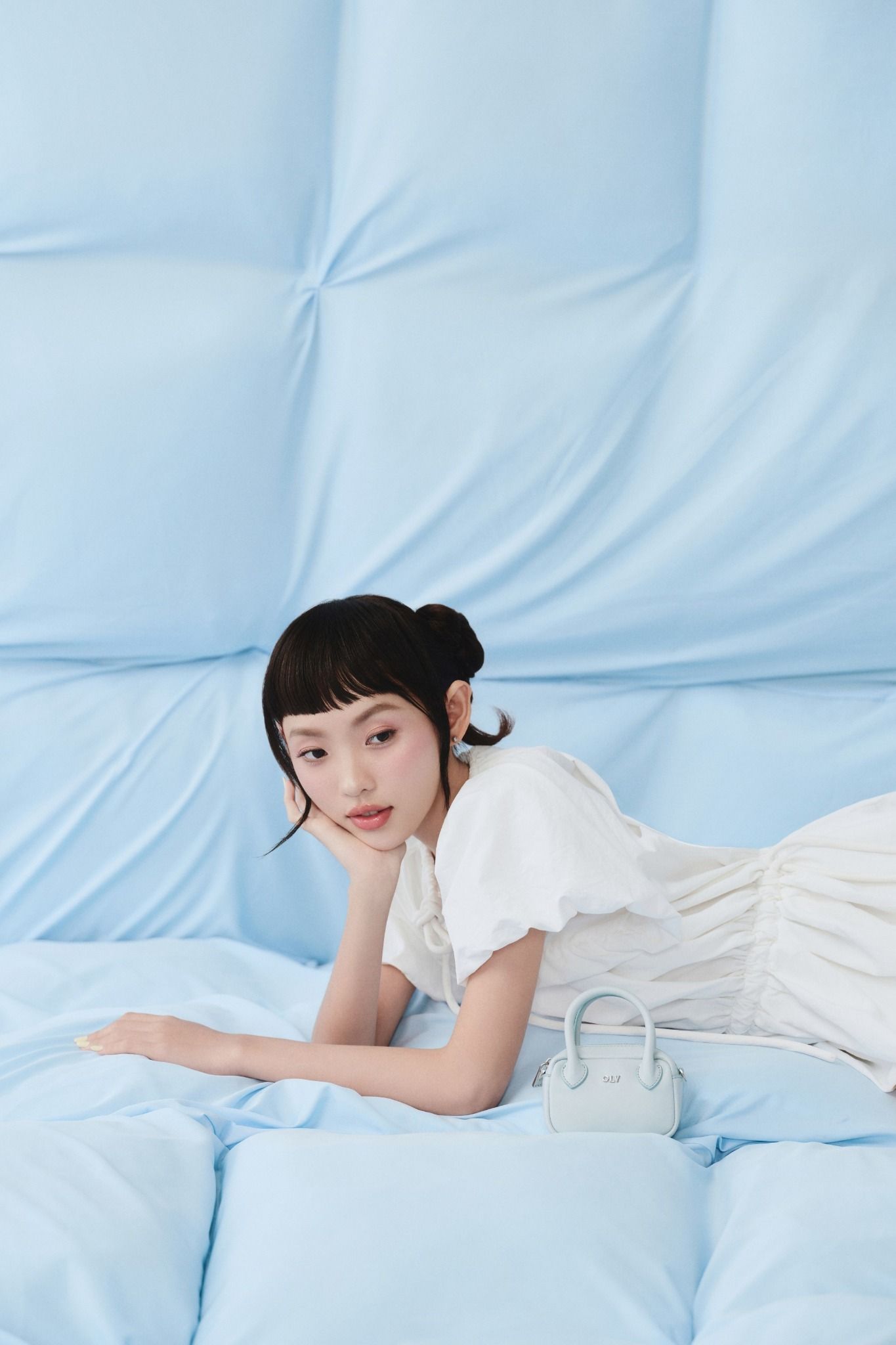 Parachute Vneck Puff Sleeves Dress nhiều màu