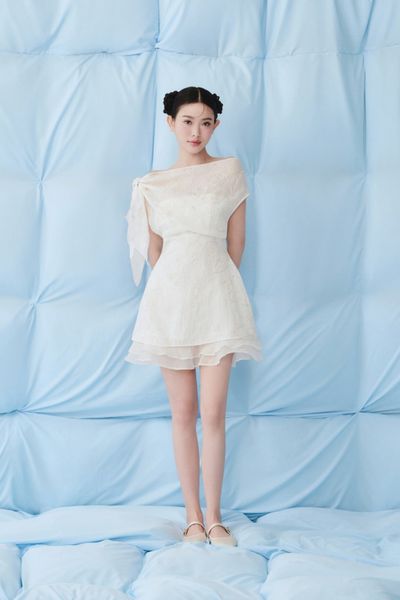  Váy tiệc Ivory Chiffon One Shoulder Layered Mini Dress 