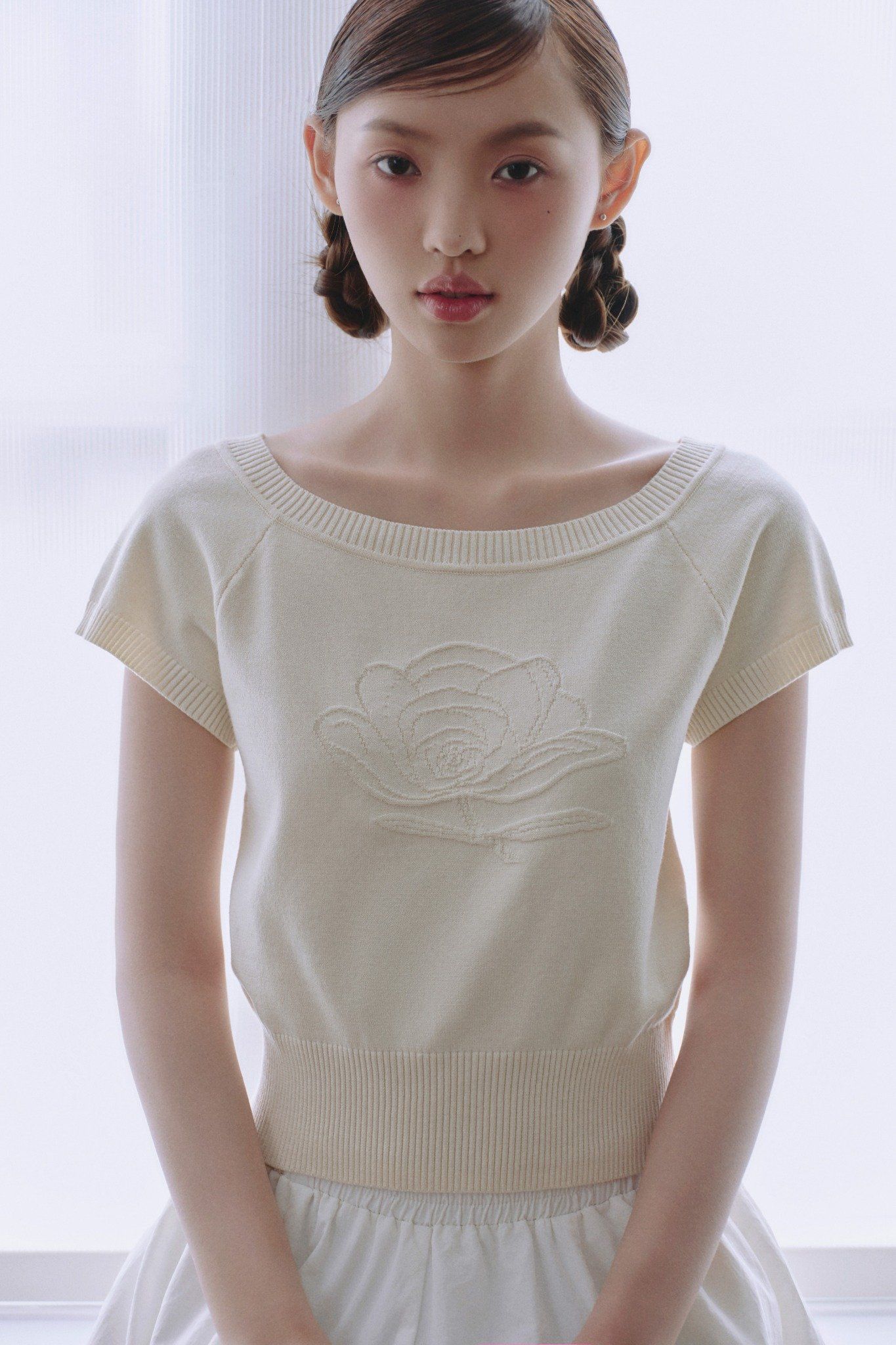 Áo Peony Round Neck Knit Top nhiều màu