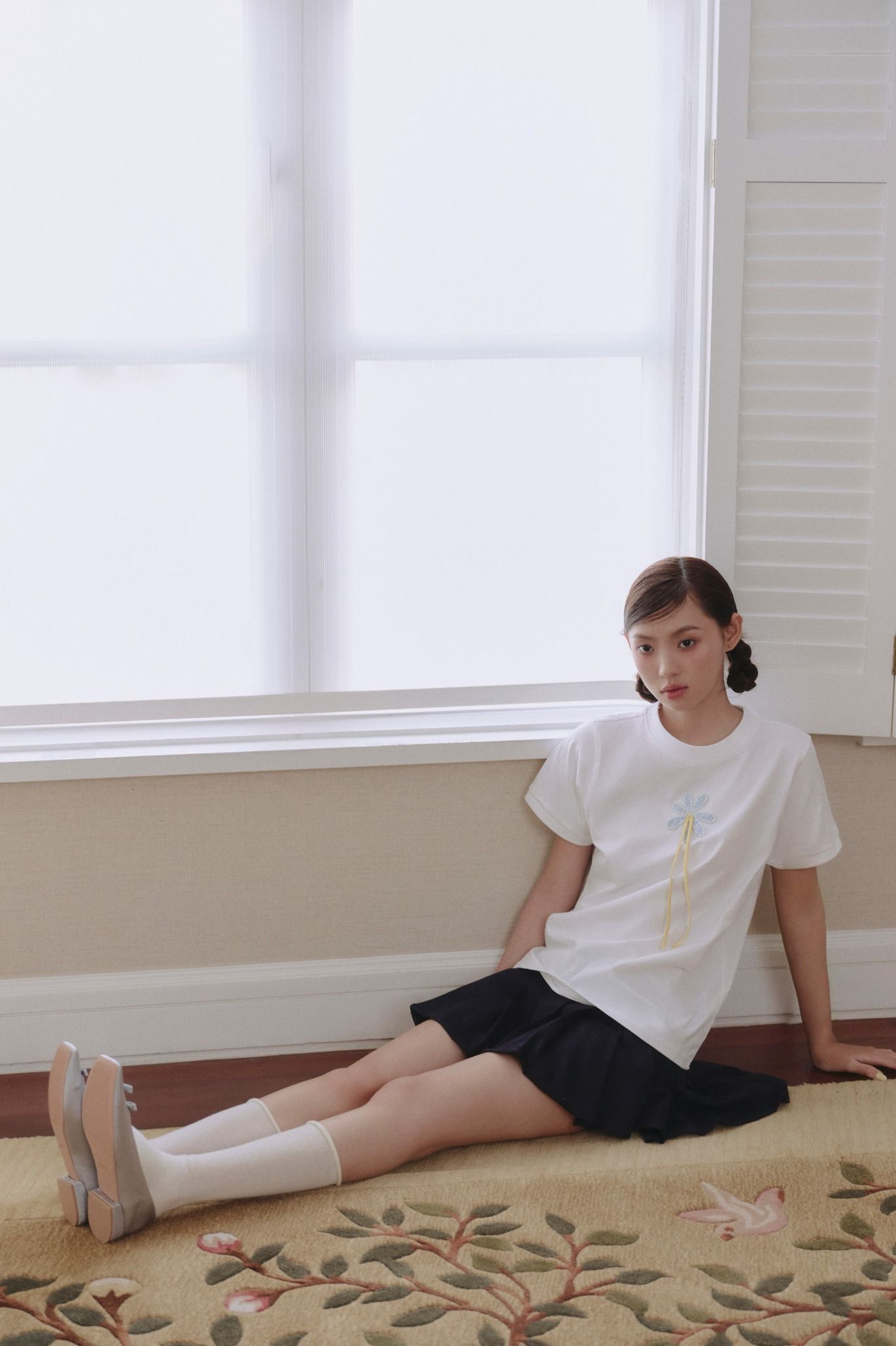 Áo White Blue Appliqué Flower Cotton Short Sleeve T Shirt