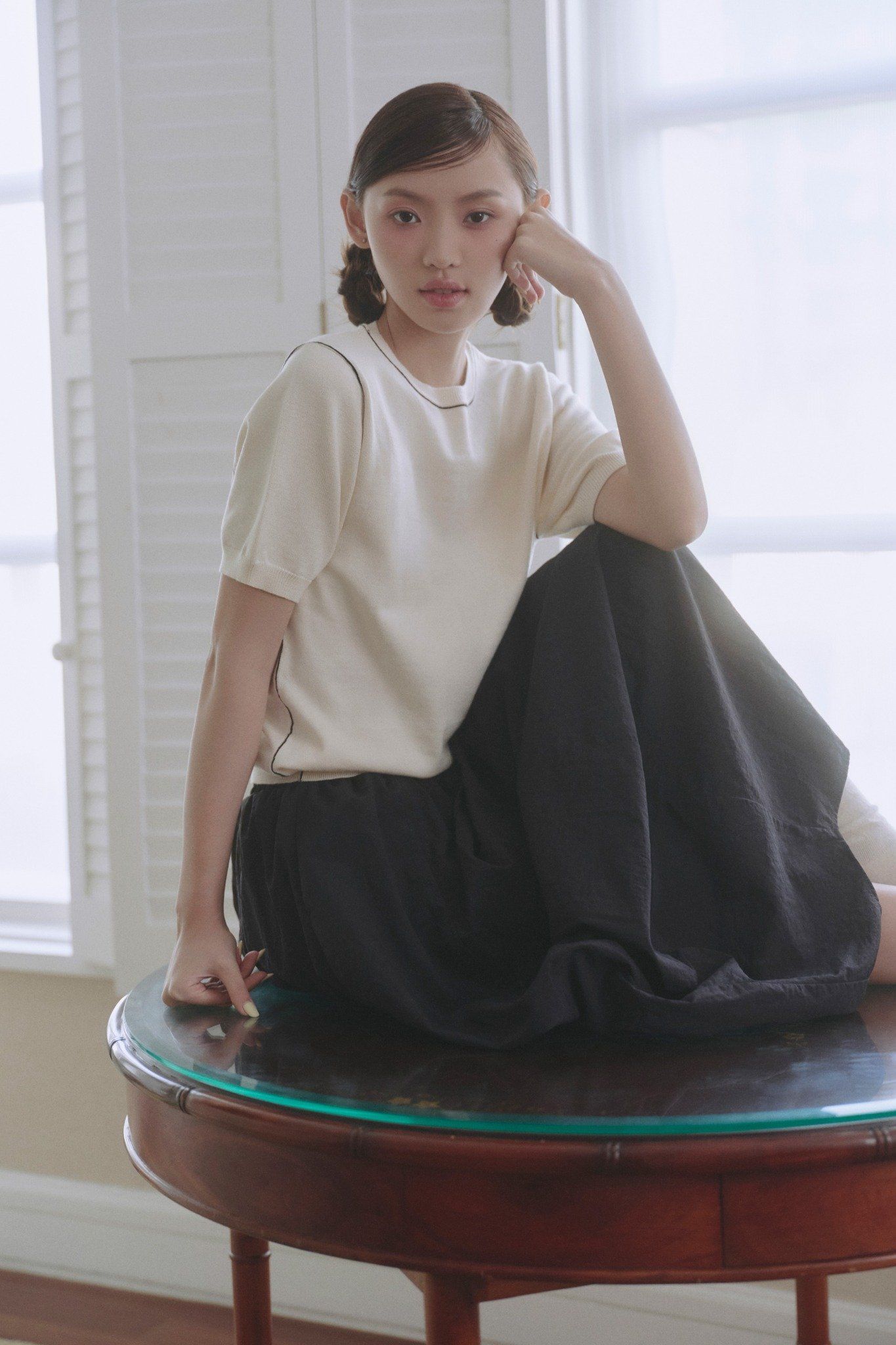 Áo Line Round Neck Knit Top nhiều màu