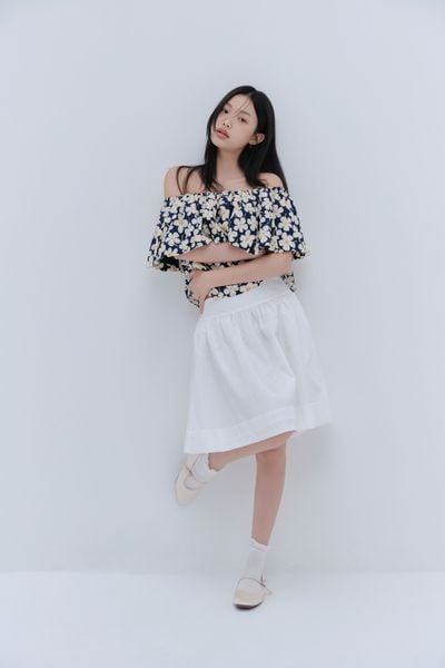  Áo hoa trễ vai Hansel Top nhiều màu 