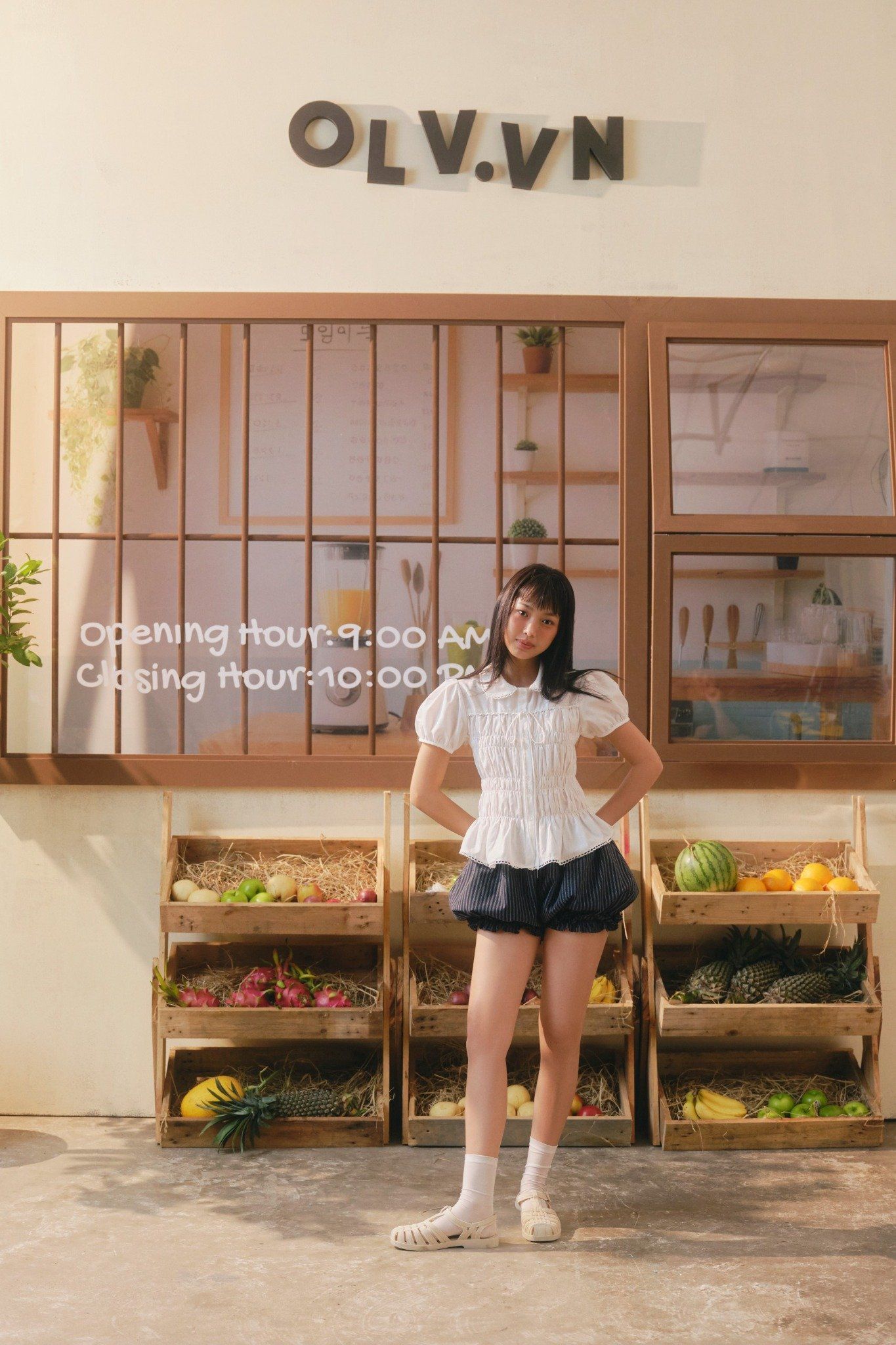 Áo White Puff Smocked Peplum Shirt