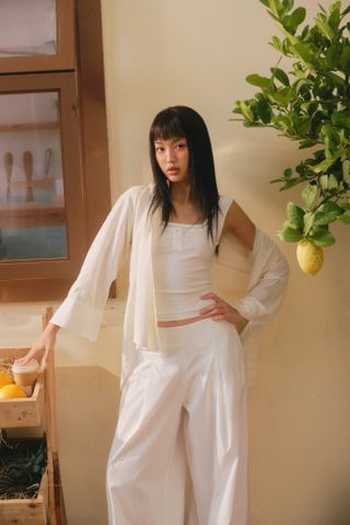 Áo Ivory Checked Loose Shirt