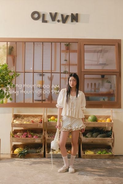  Áo Beige Cotton Ruffled Tie Front Shirt 