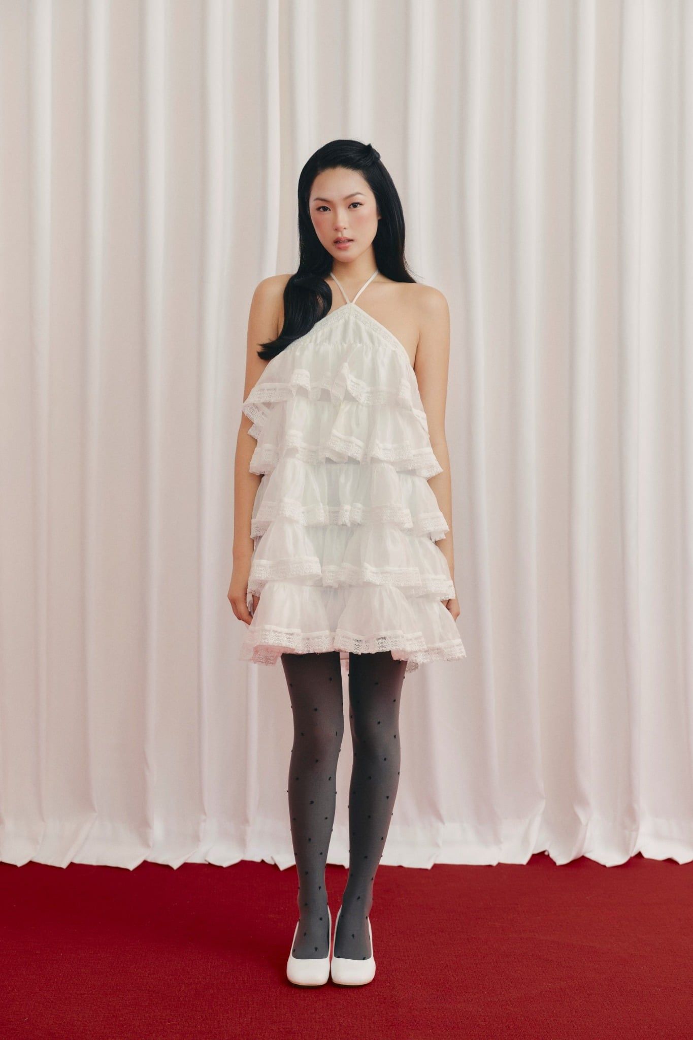 Váy tiệc dáng tầng cổ yếm White Chiffon Layered Ruffled Halter Mini Dress