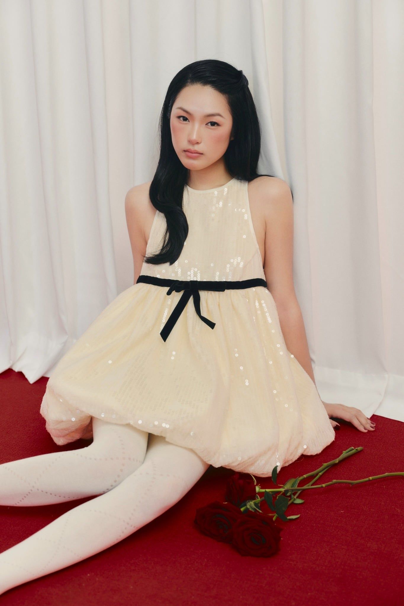 Đầm tiệc dáng bí Cream Sequin Halter Mini Dress