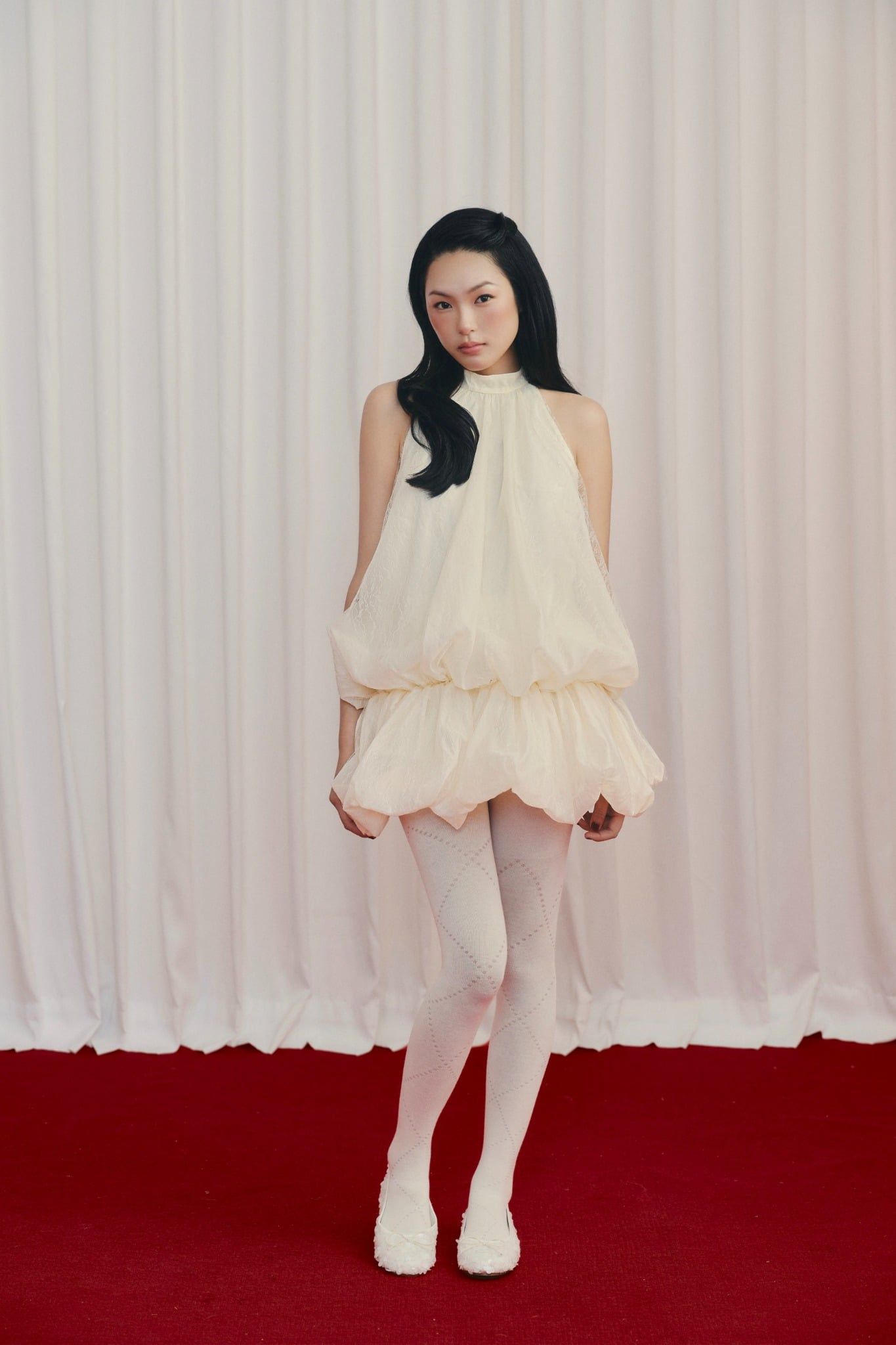 Váy tiệc mini cổ yếm Ivory Chiffon Halter Puff Mini Dress