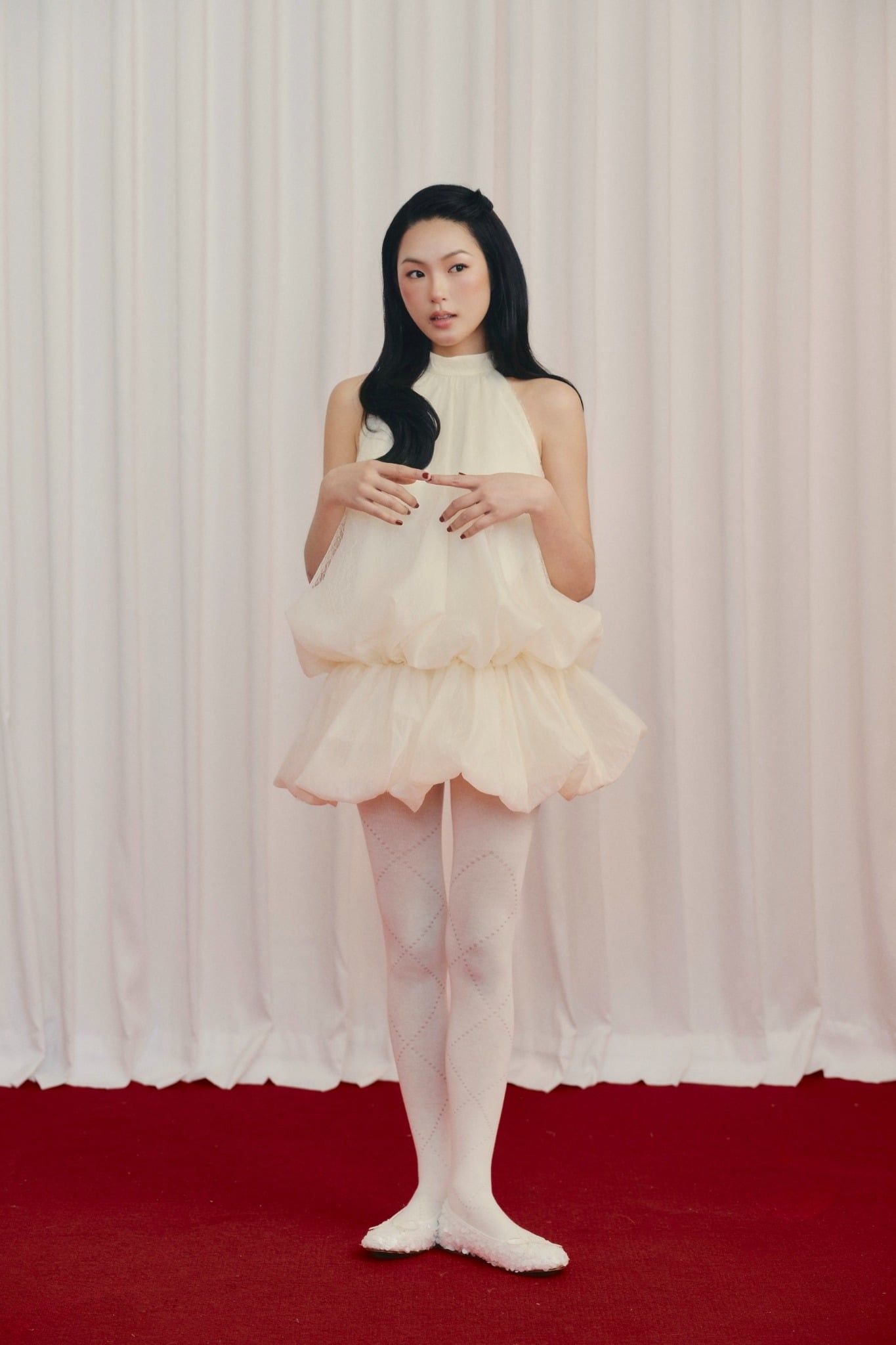 Váy tiệc mini cổ yếm Ivory Chiffon Halter Puff Mini Dress