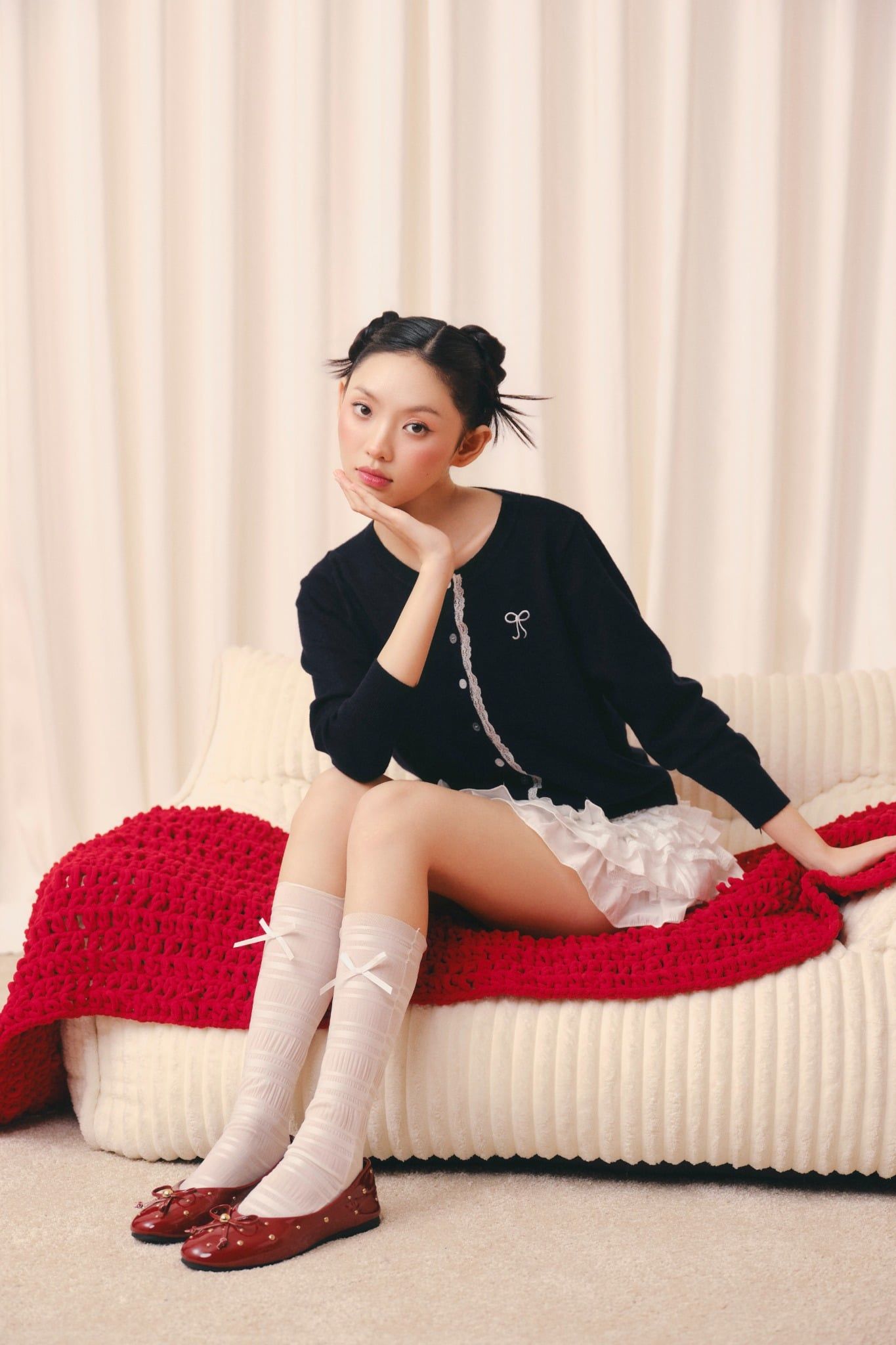 Áo len Navy Knit Round Neck Top