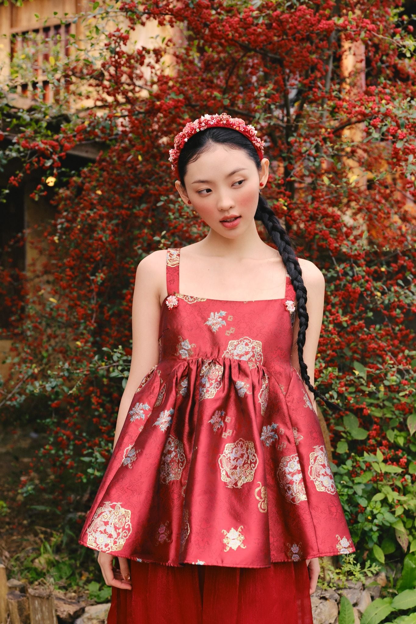 Áo 2 dây dáng xòe Tú Văn