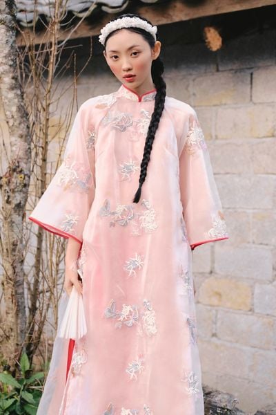  Áo Dài Uyển Vận (Không kèm quần) 