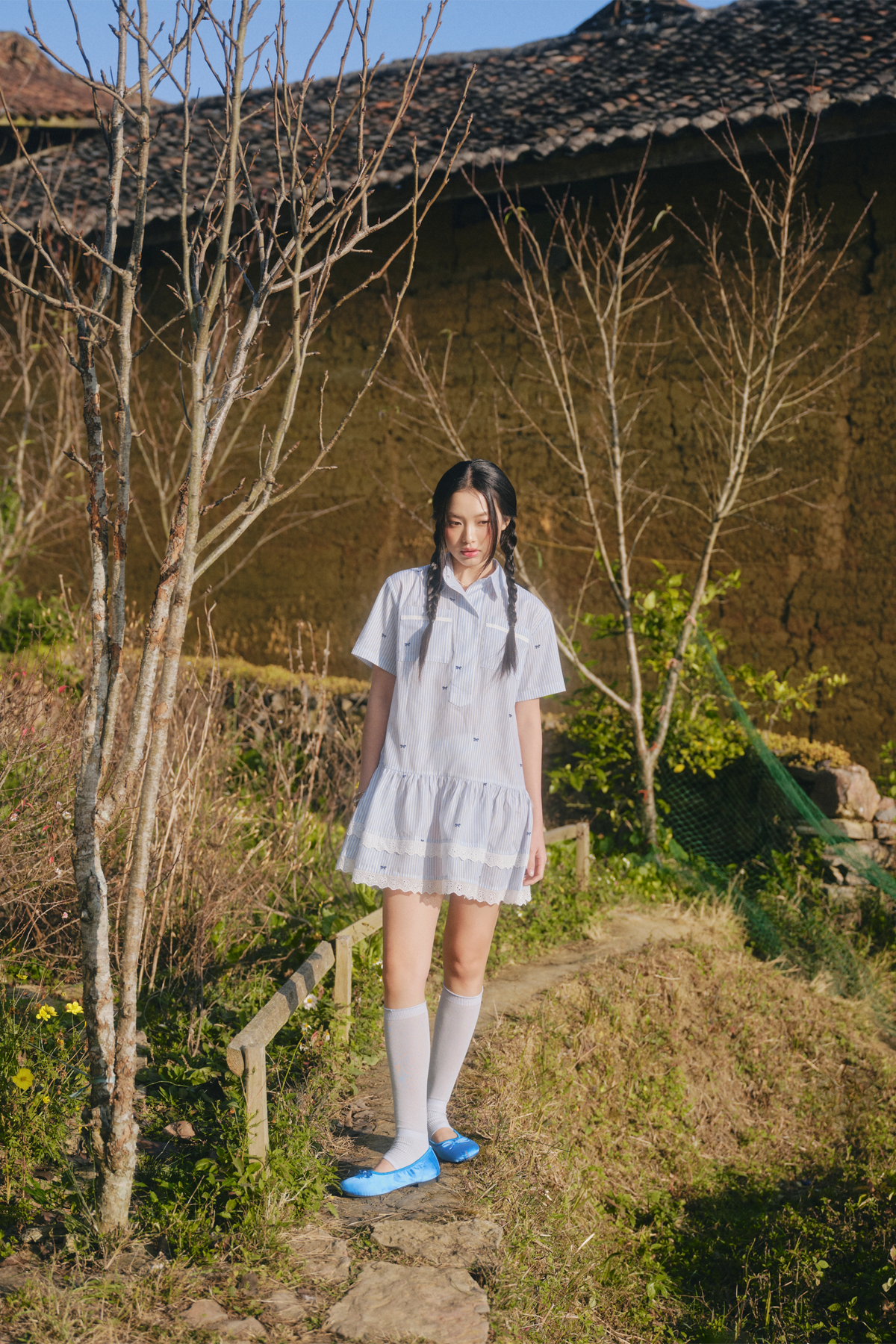 Váy babydoll sọc xanh Blue Kate Striped Tiered Babydoll