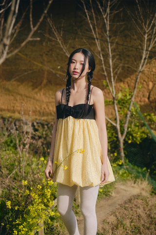 Váy nơ 2 dây dáng bí Cream Dot Bowey Mini Dress