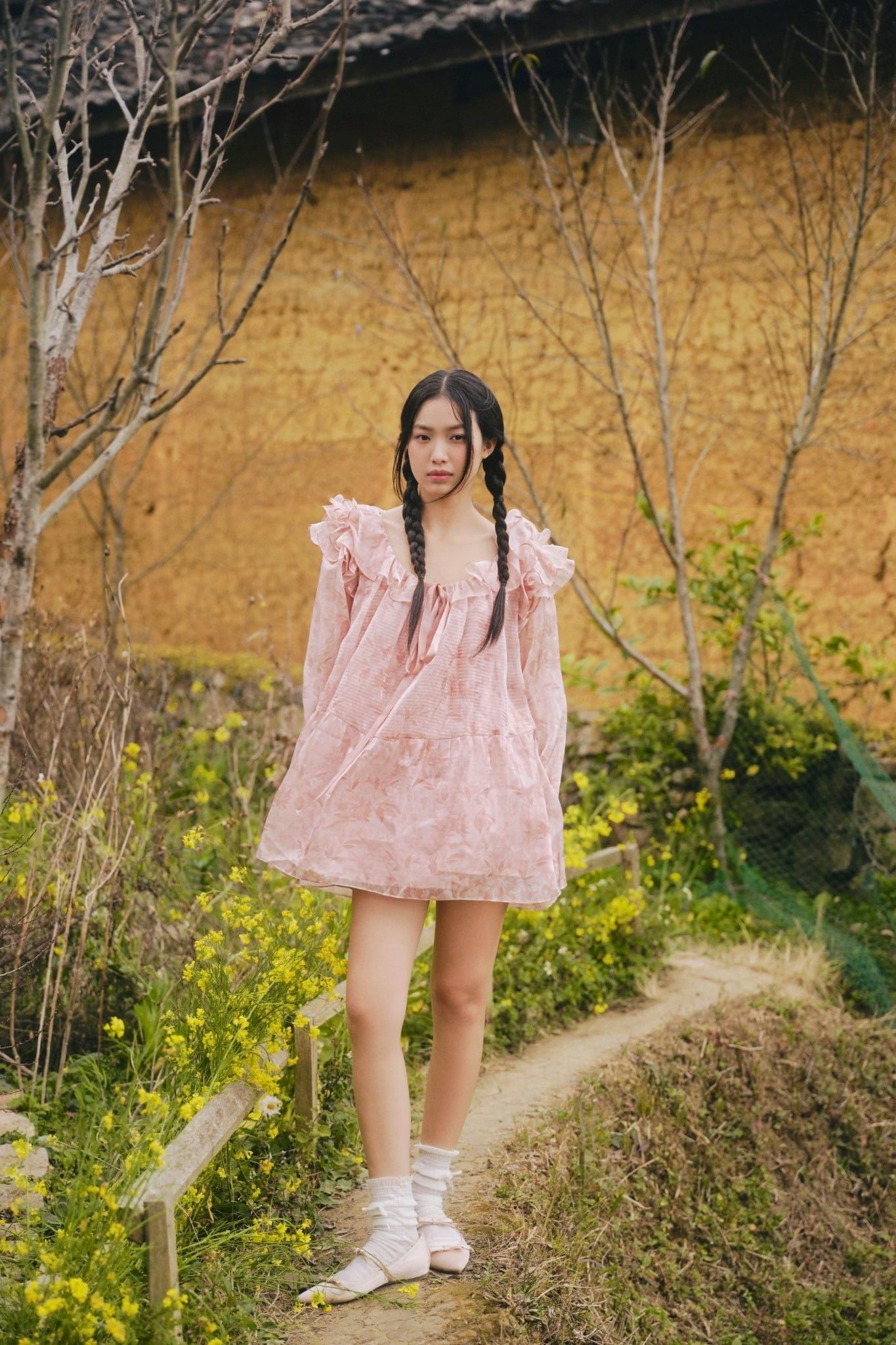 Váy suông rộng Pink Fleur Chiffon Ruffled Dress