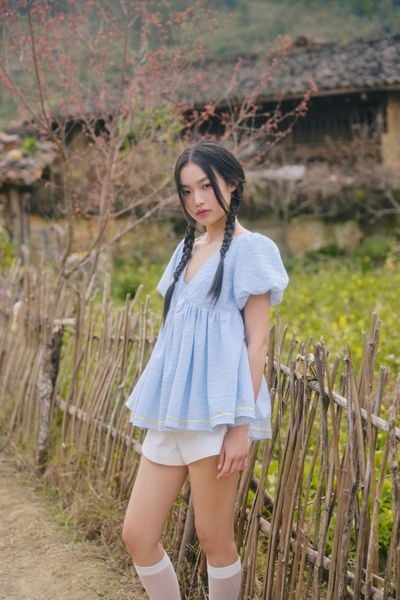  Áo babydoll Blue Bow Puff Sleeve Vneck Top 