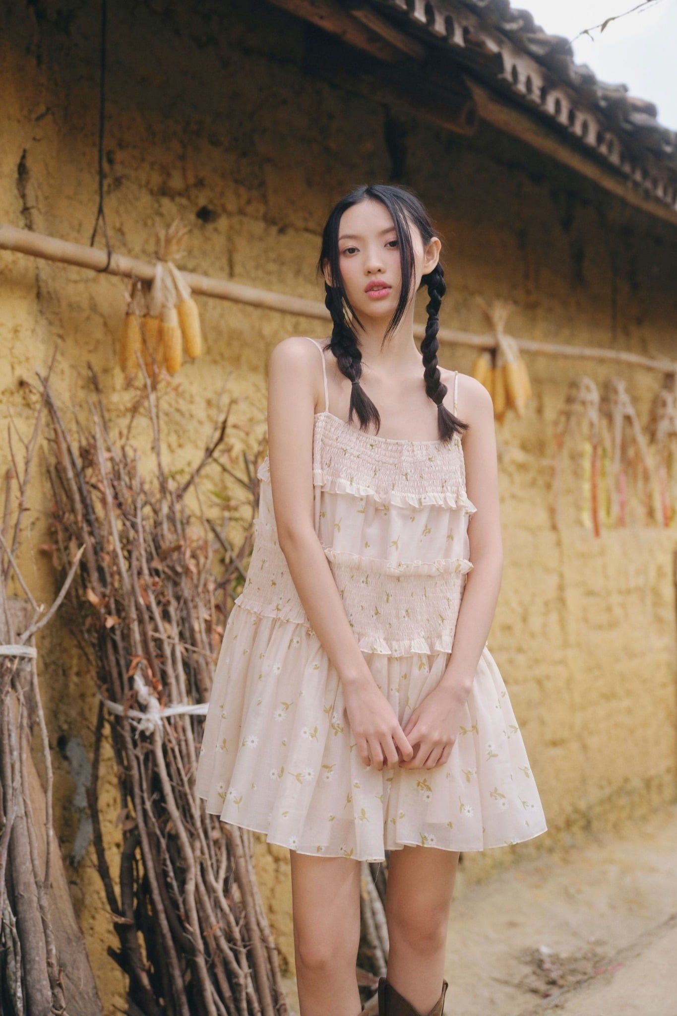 Váy suông 2 dây Beige Fleur Chiffon Cami Tiered Dress