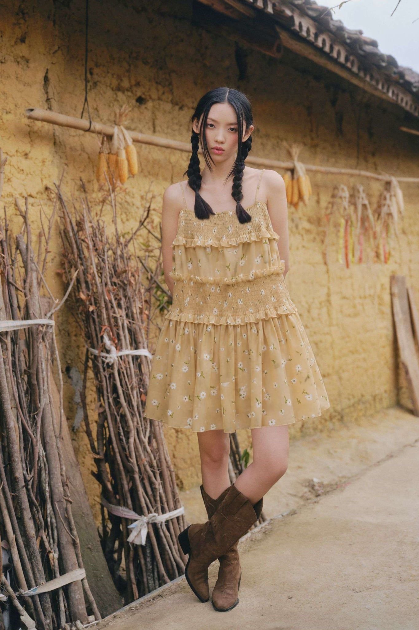 Váy suông 2 dây Beige Fleur Chiffon Cami Tiered Dress