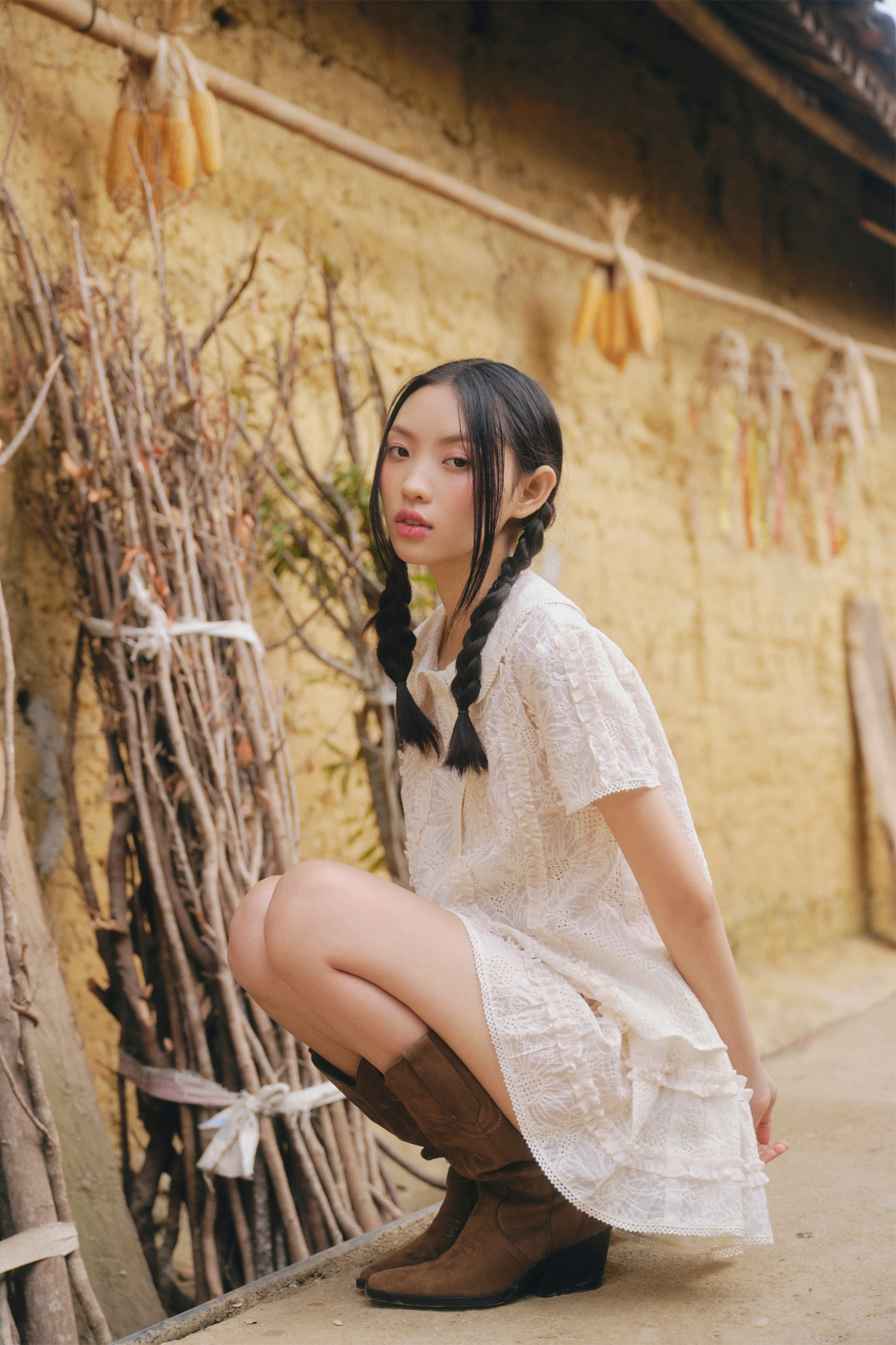 Set áo và chân váy váy kem Cream Lace Chiffon Fleur Collar Set