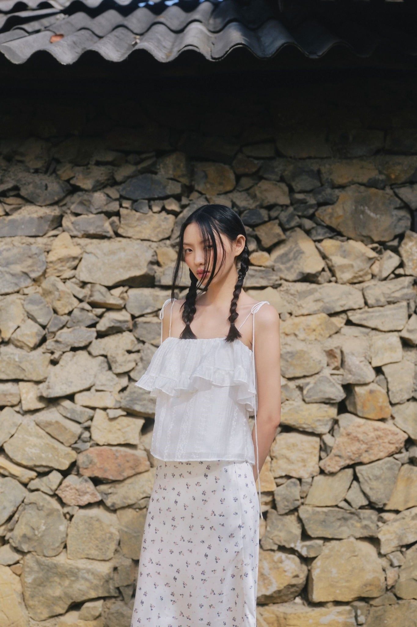 Áo 2 dây White Muslin Cami Ruffled Top