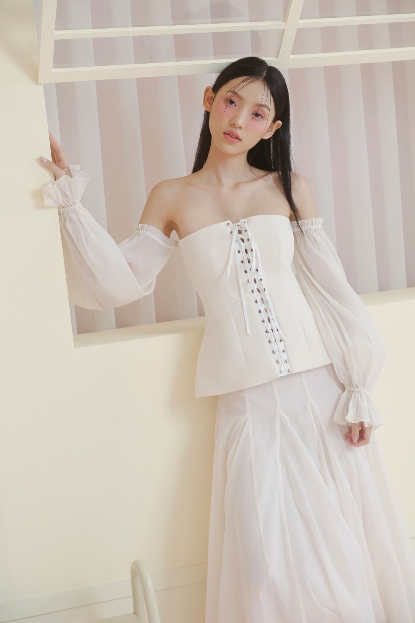 Áo Ivory Lace Up Off Shoulder Corset Top