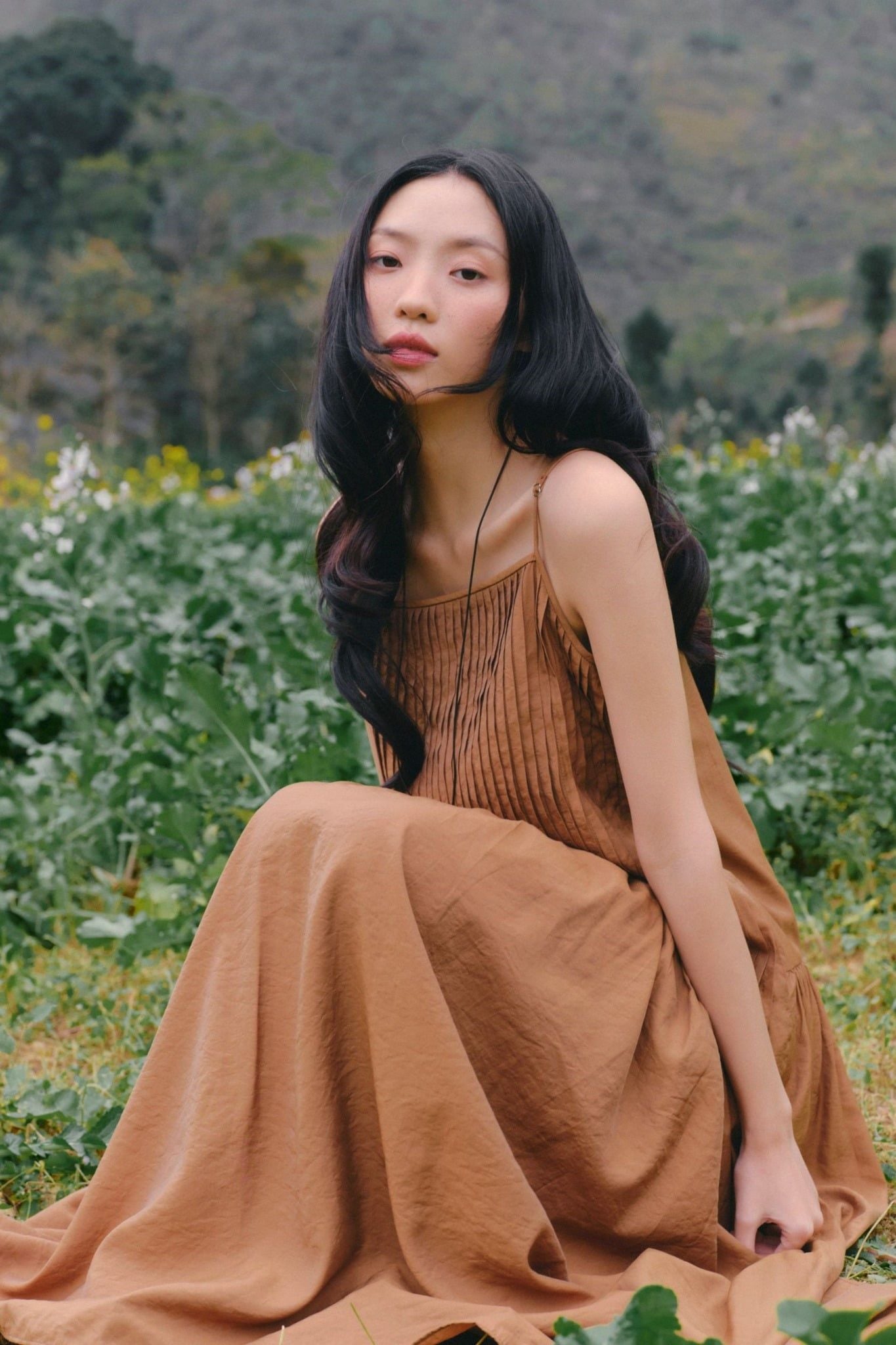 Váy maxi Brown Cotton Strappy Smocked Maxi Dress