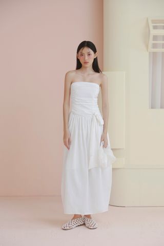 Đầm cúp ngực White Ruched Tie Waist Dress