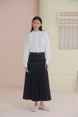 Áo White Cotton Ruffled Tie Neck Shirt
