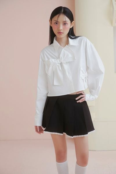  Áo White Oversized Bow Shirt 