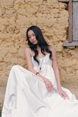Váy maxi 2 dây White Cotton Strappy Gathered Maxi Dress