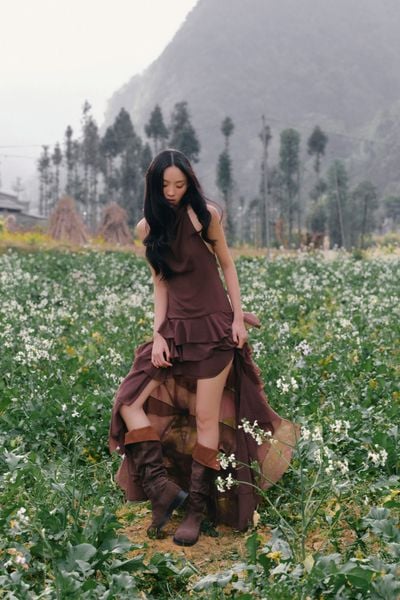  Váy maxi dáng yếm Brown Sheer Ruffle High Low Maxi Dress 