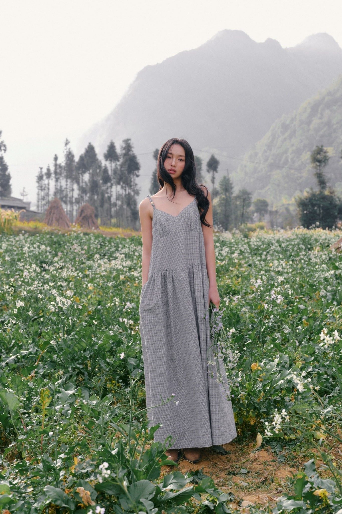 Váy maxi hai dây Light Blue Strappy Gathered Maxi Dress