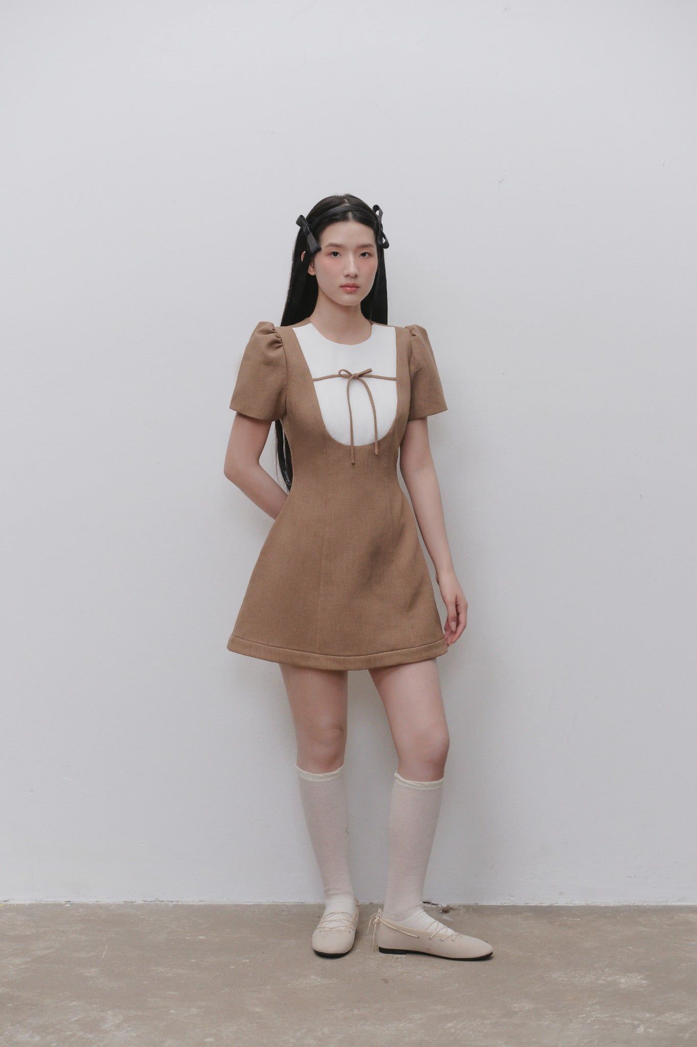 Váy chữ A Brown A Line Bowy Mini Dress