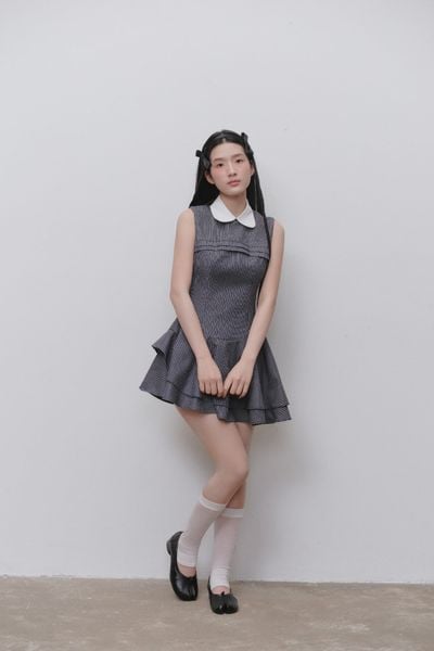  Váy mini cổ sơ mi Charcoal Denim Pleated Mini Dress 