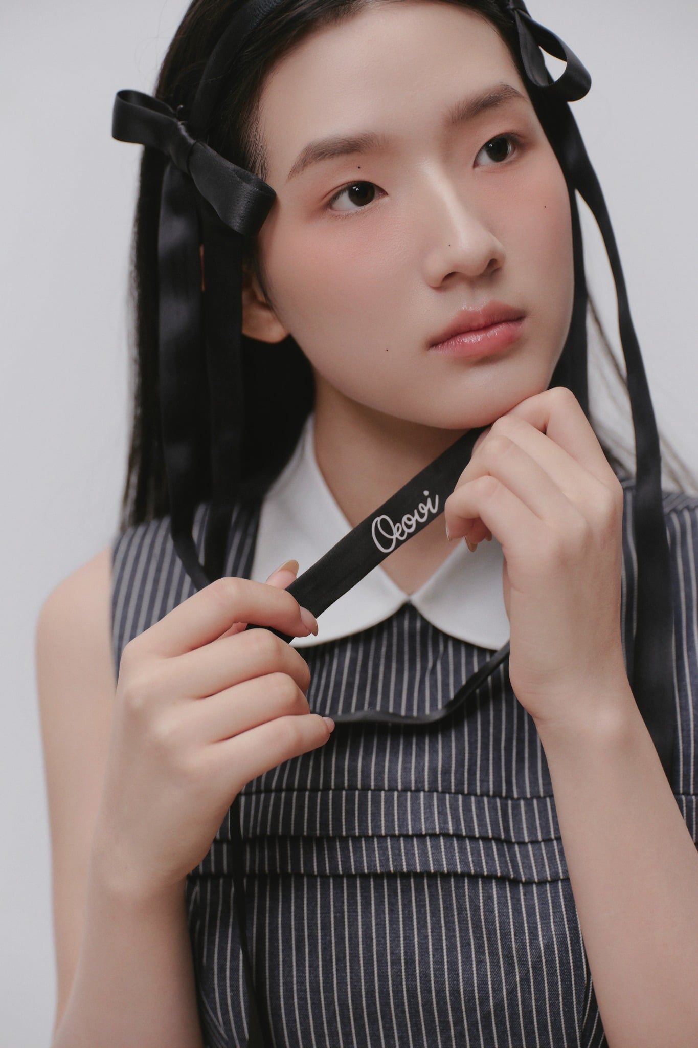 Váy mini cổ sơ mi Charcoal Denim Pleated Mini Dress