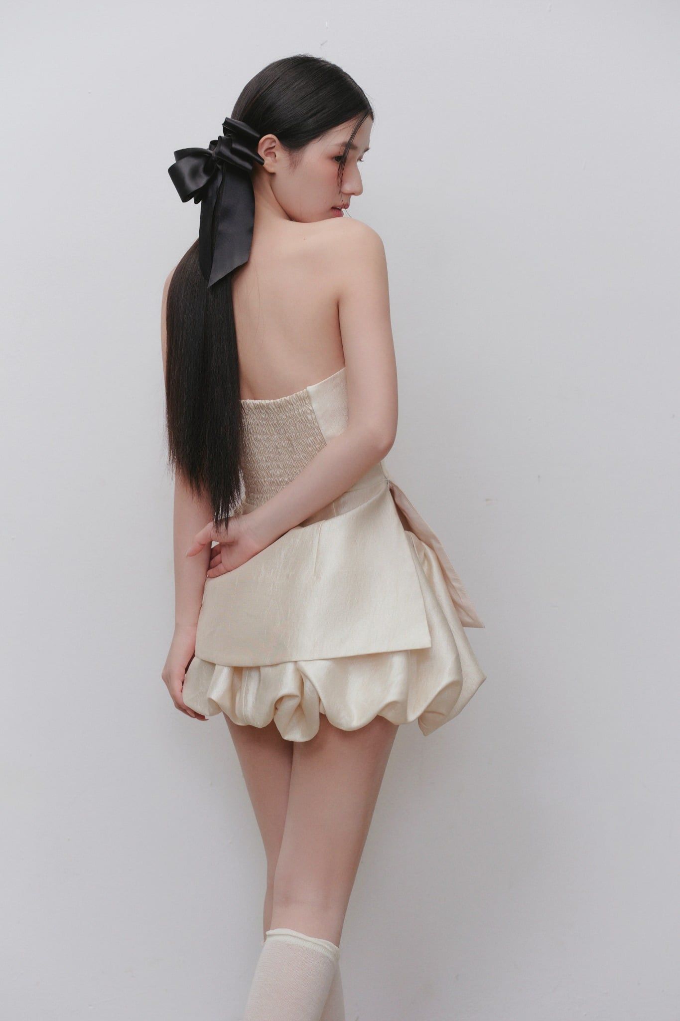 Áo cúp ngực Tafta Peplum Tube Top nhiều màu