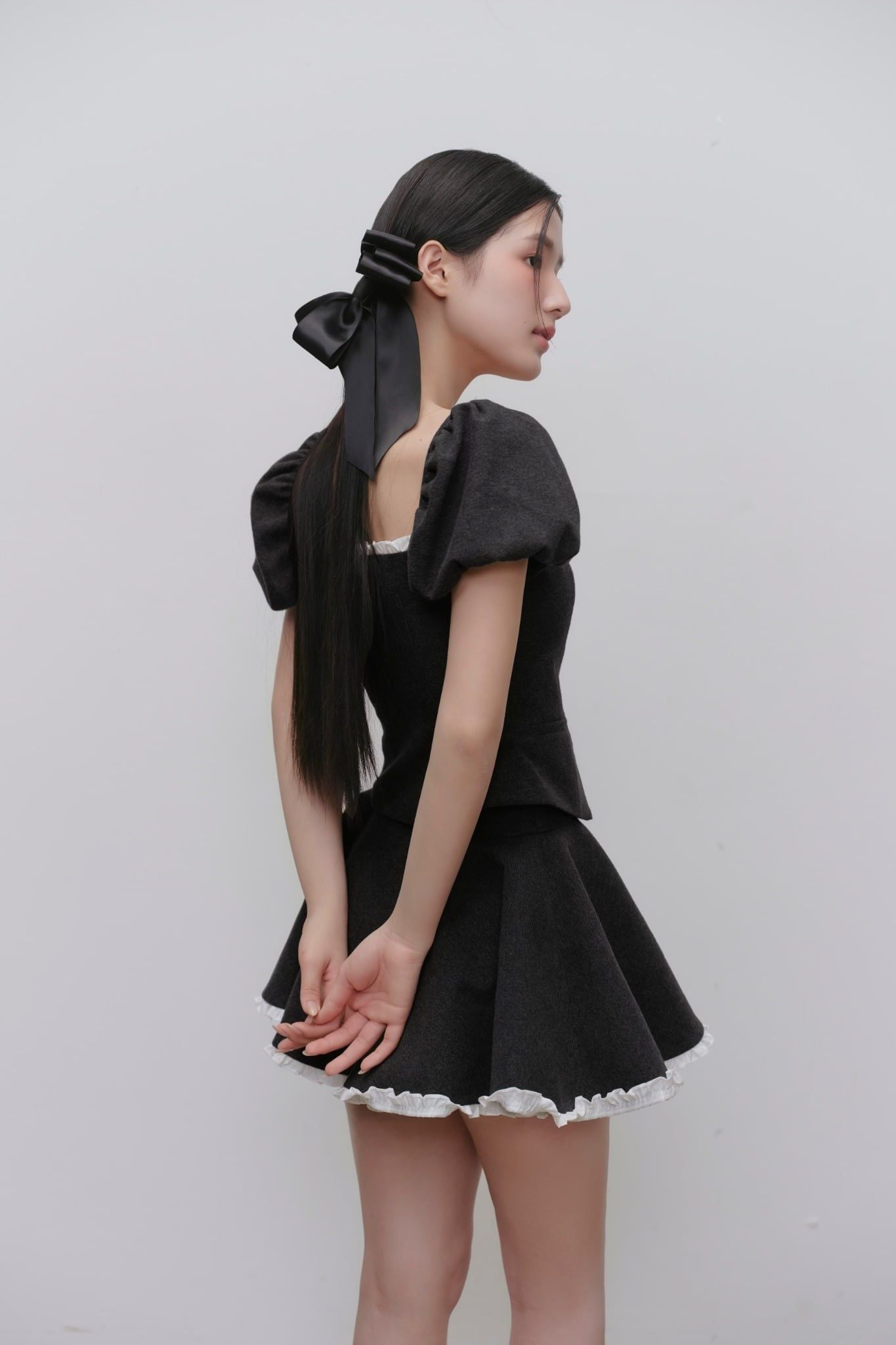 Set áo và chân váy Charcoal Puff Sleeve Corset Set