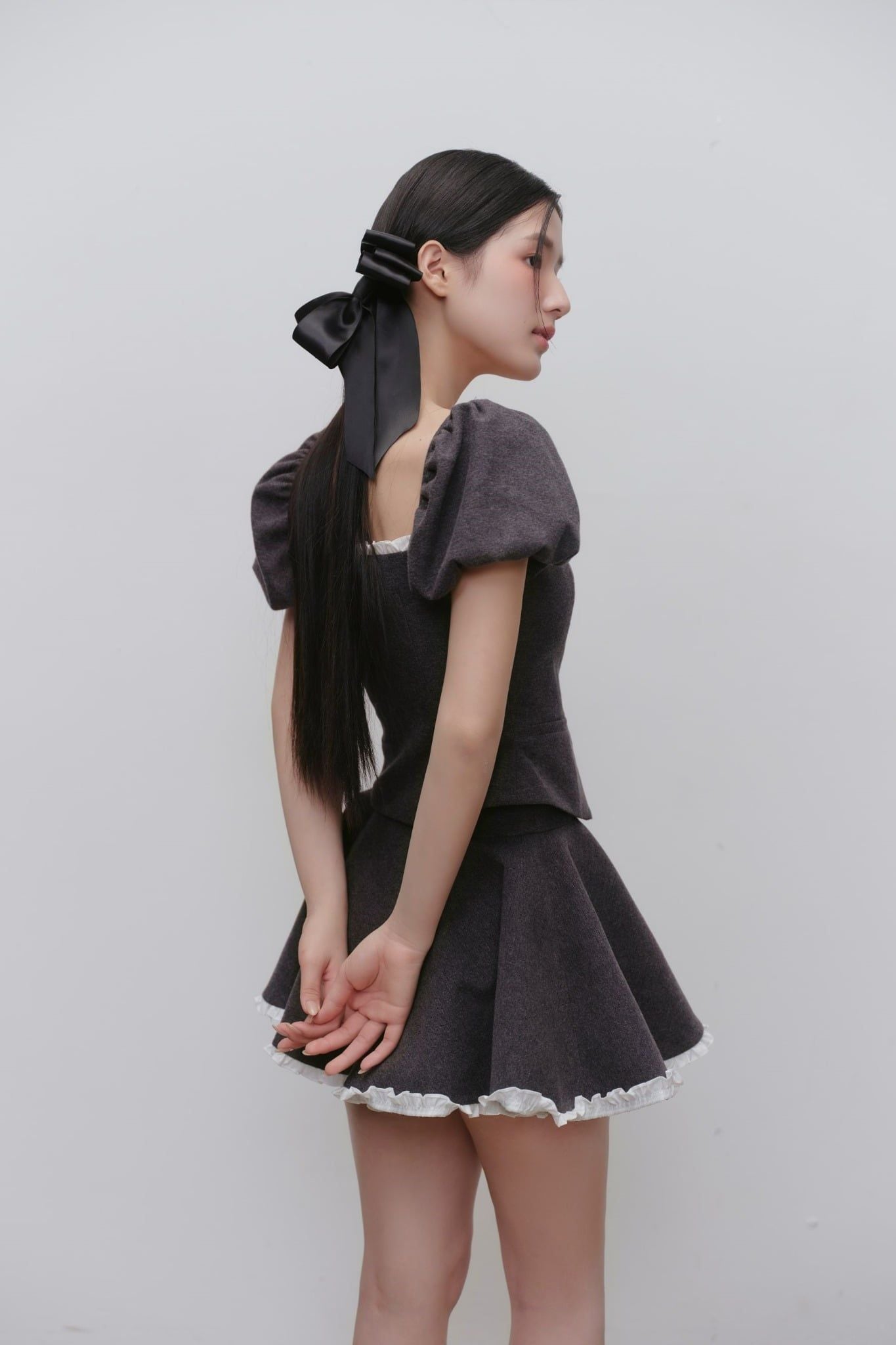 Set áo và chân váy Charcoal Puff Sleeve Corset Set