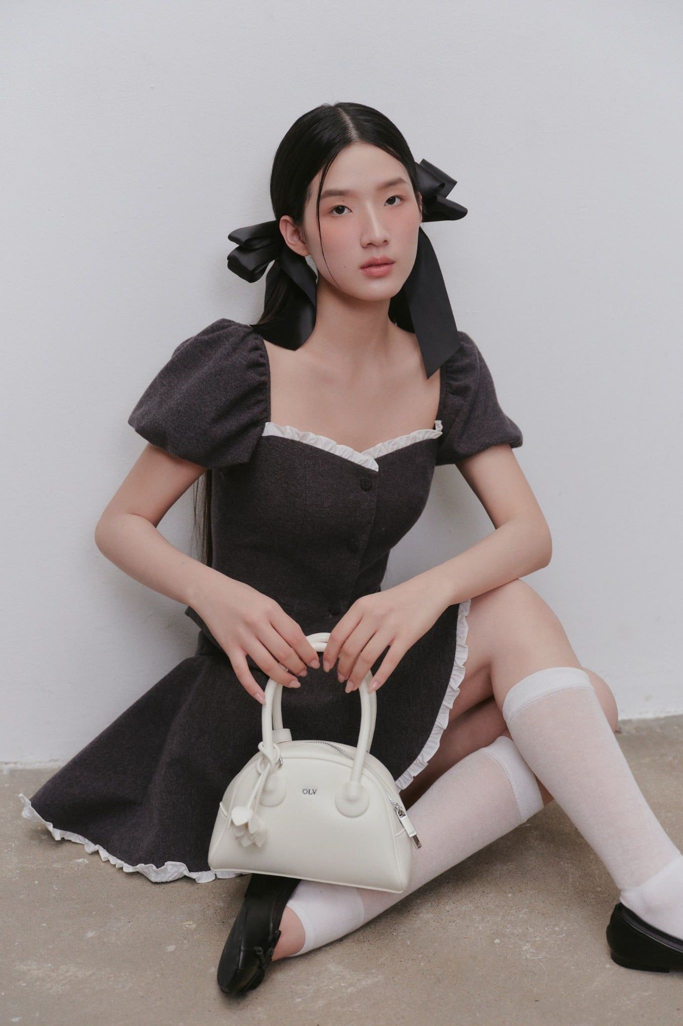 Set áo và chân váy Charcoal Puff Sleeve Corset Set