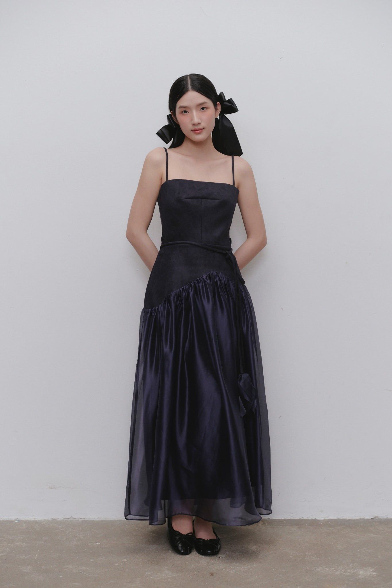 Váy tiệc Navy Strappy Pleated Belted Maxi Dress