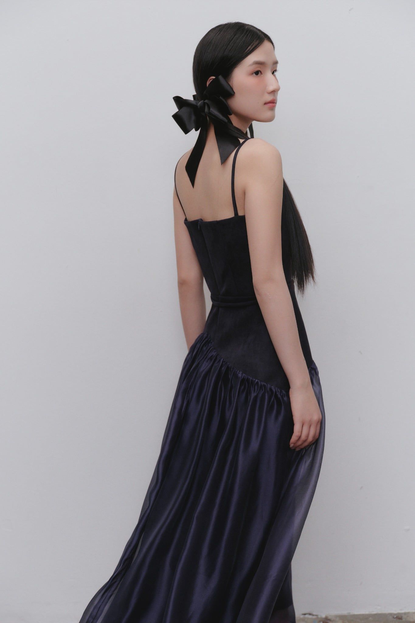 Váy tiệc Navy Strappy Pleated Belted Maxi Dress