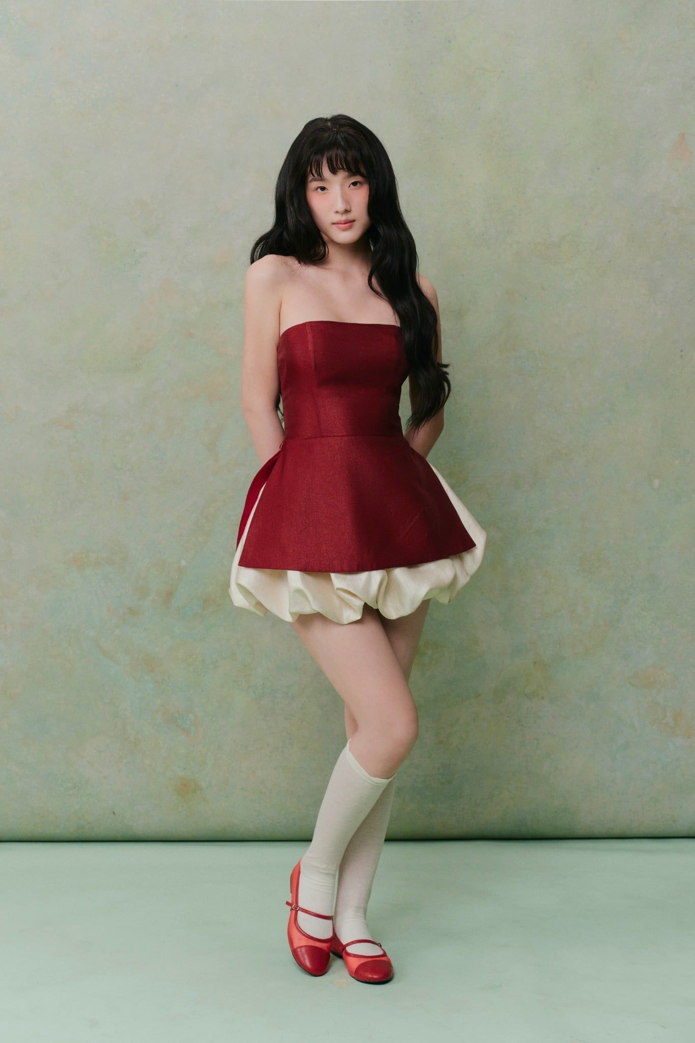 Áo cúp ngực Tafta Peplum Tube Top nhiều màu