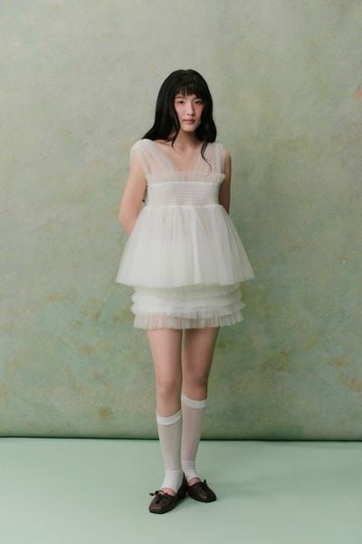  Áo Ivory Mesh Smocked Layered Top 