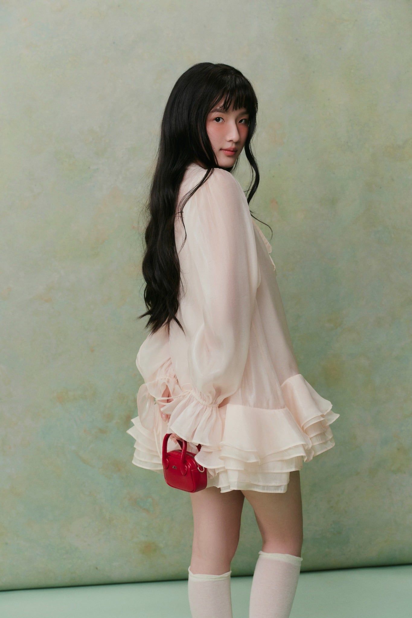 Đầm suông Chiffon Bowy Oversized Mini Dress nhiều màu