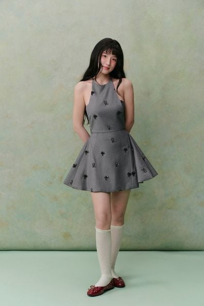  Váy tiệc mini cổ yếm Gray Embro Halter Mini Dress 