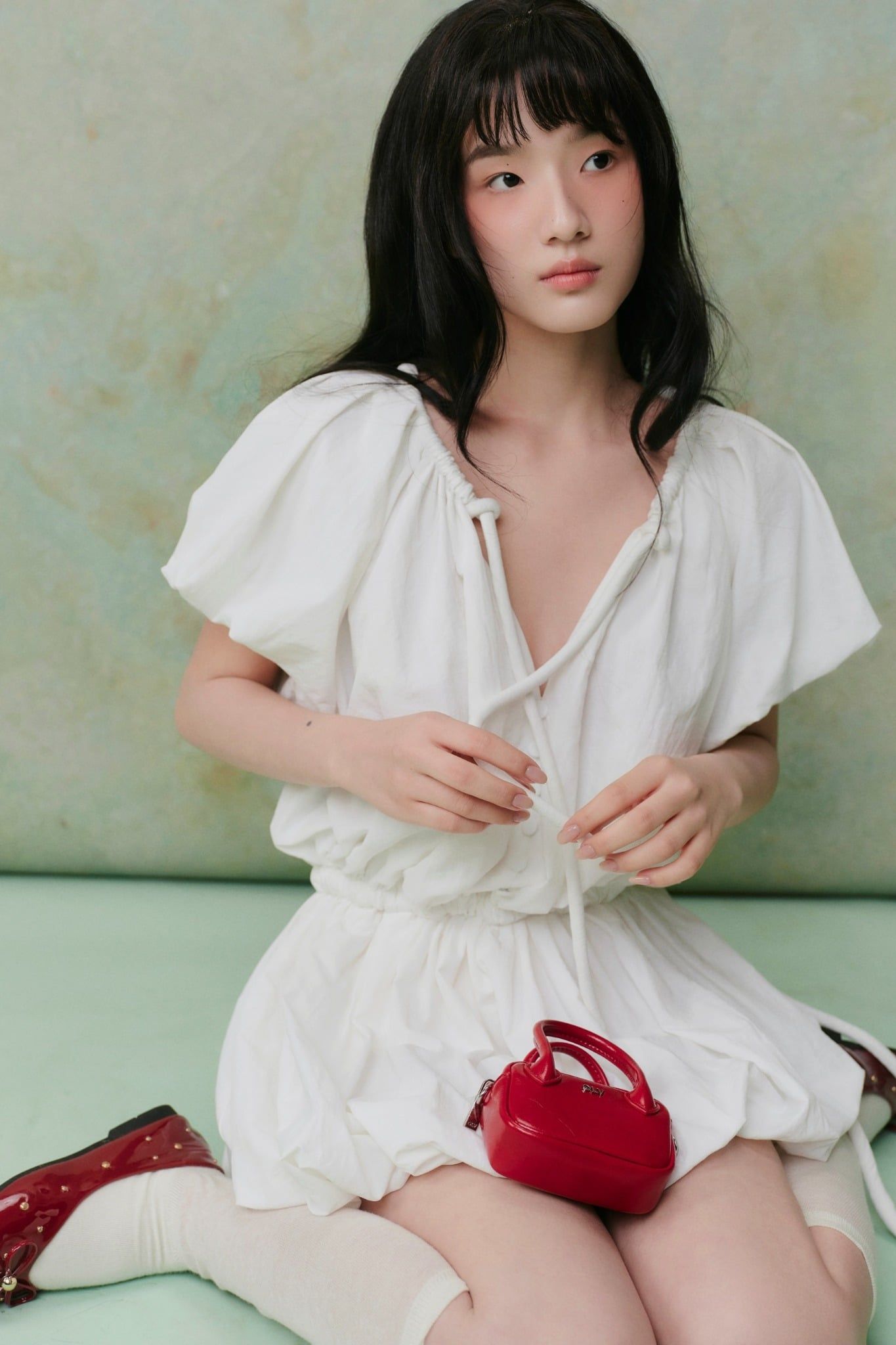 Parachute Vneck Puff Sleeves Dress nhiều màu