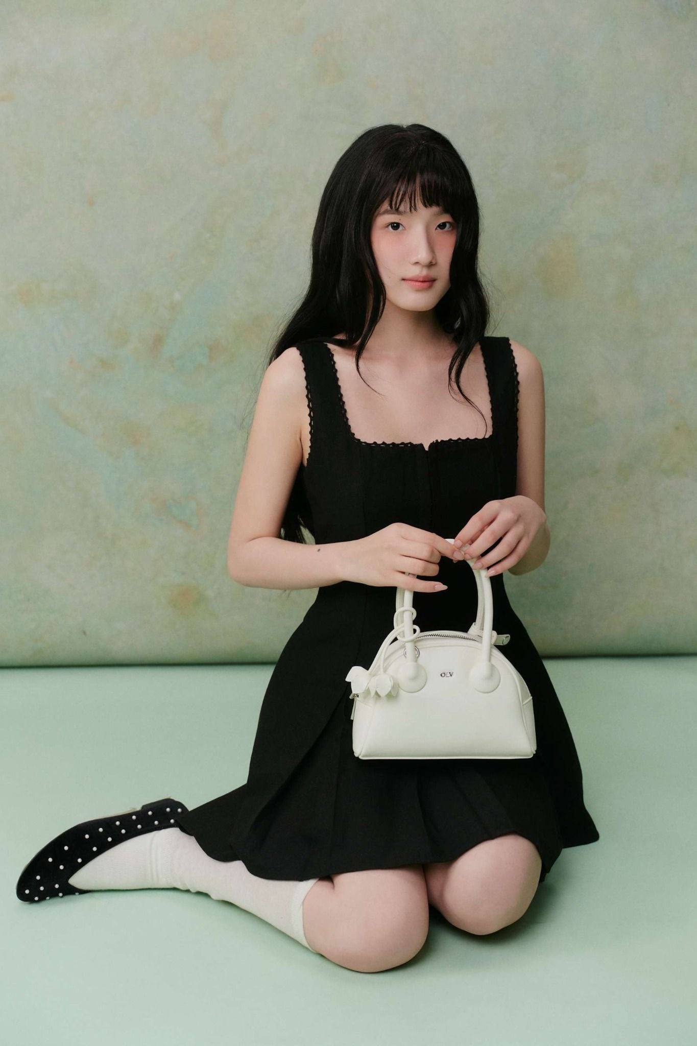 Váy hai dây cổ vuông Kaveri Dress