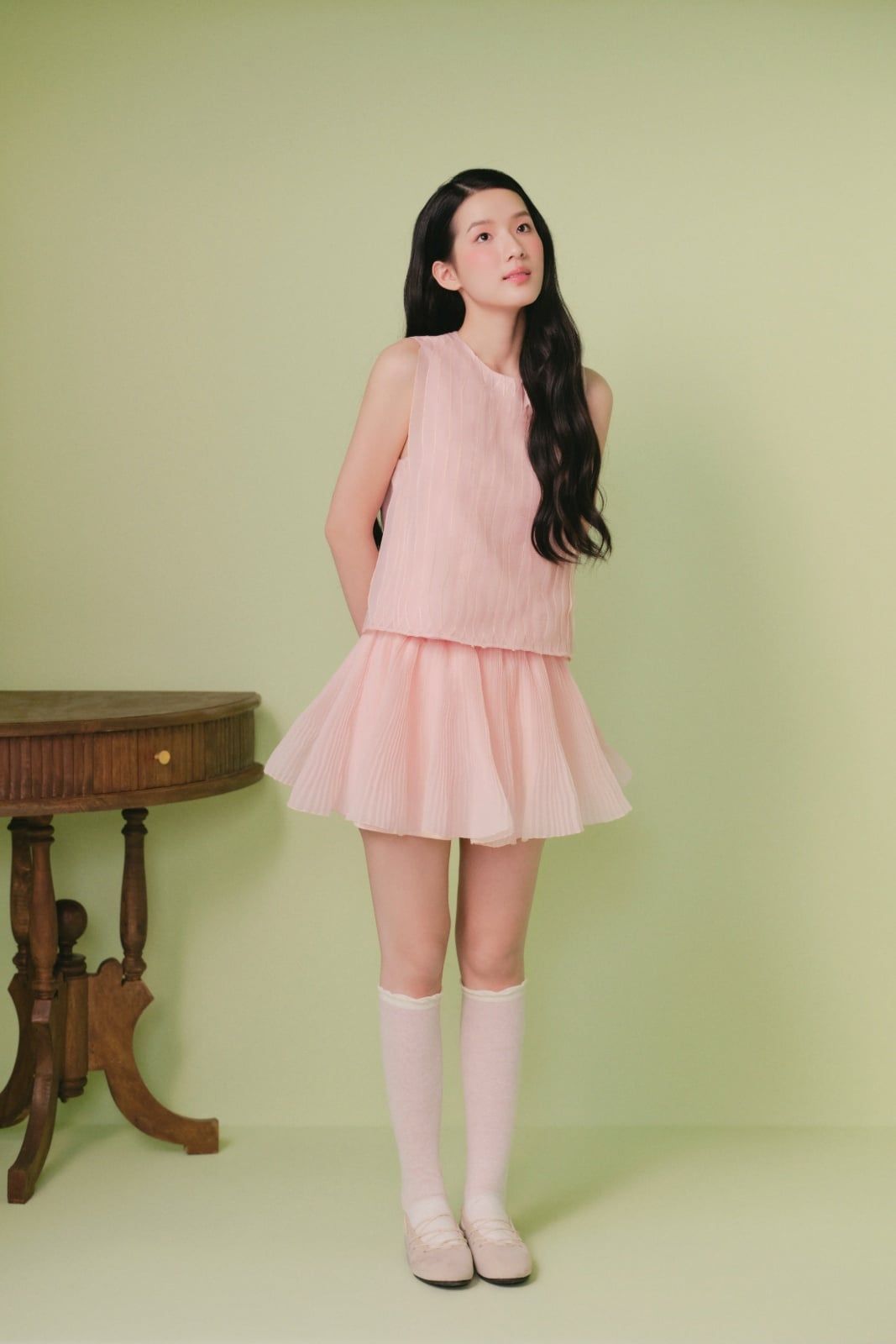 Set ngắn trơn Blush Chiffon Sleeveless Pleated Set