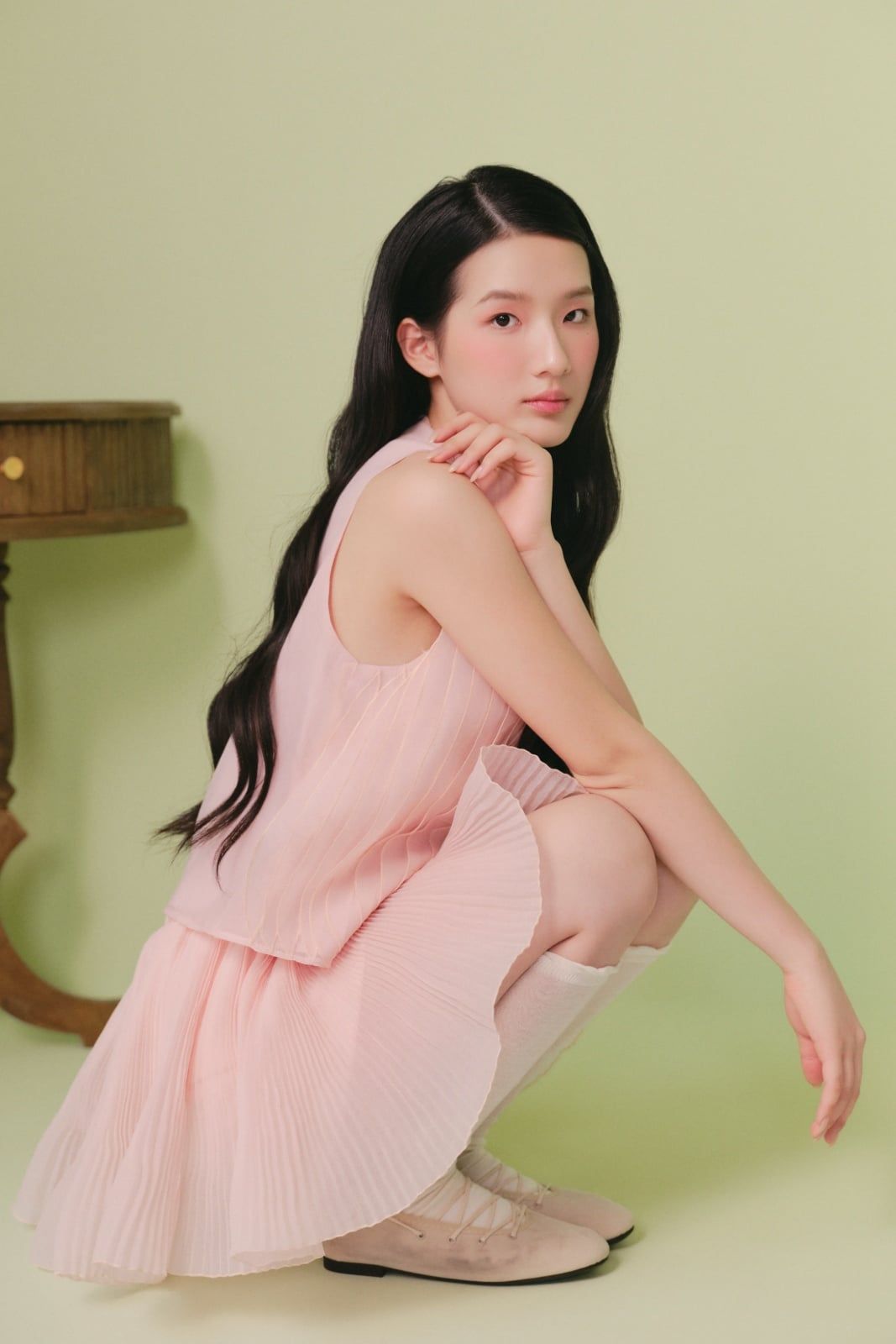 Set ngắn trơn Blush Chiffon Sleeveless Pleated Set
