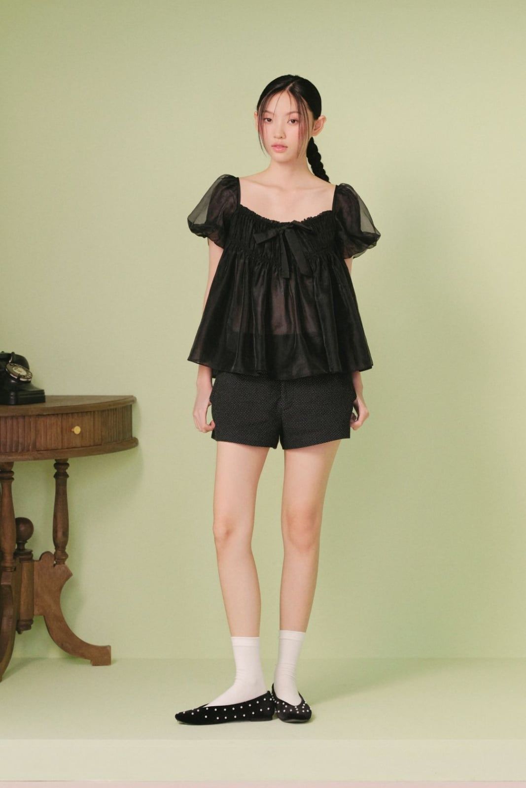 Áo babydoll tơ Black Chiffon Puff Sleeves Top